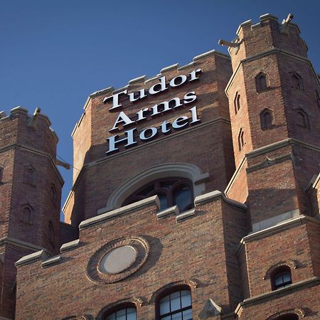 The Tudor Arms Hotel Cleveland - A Doubletree By Hilton Екстер'єр фото