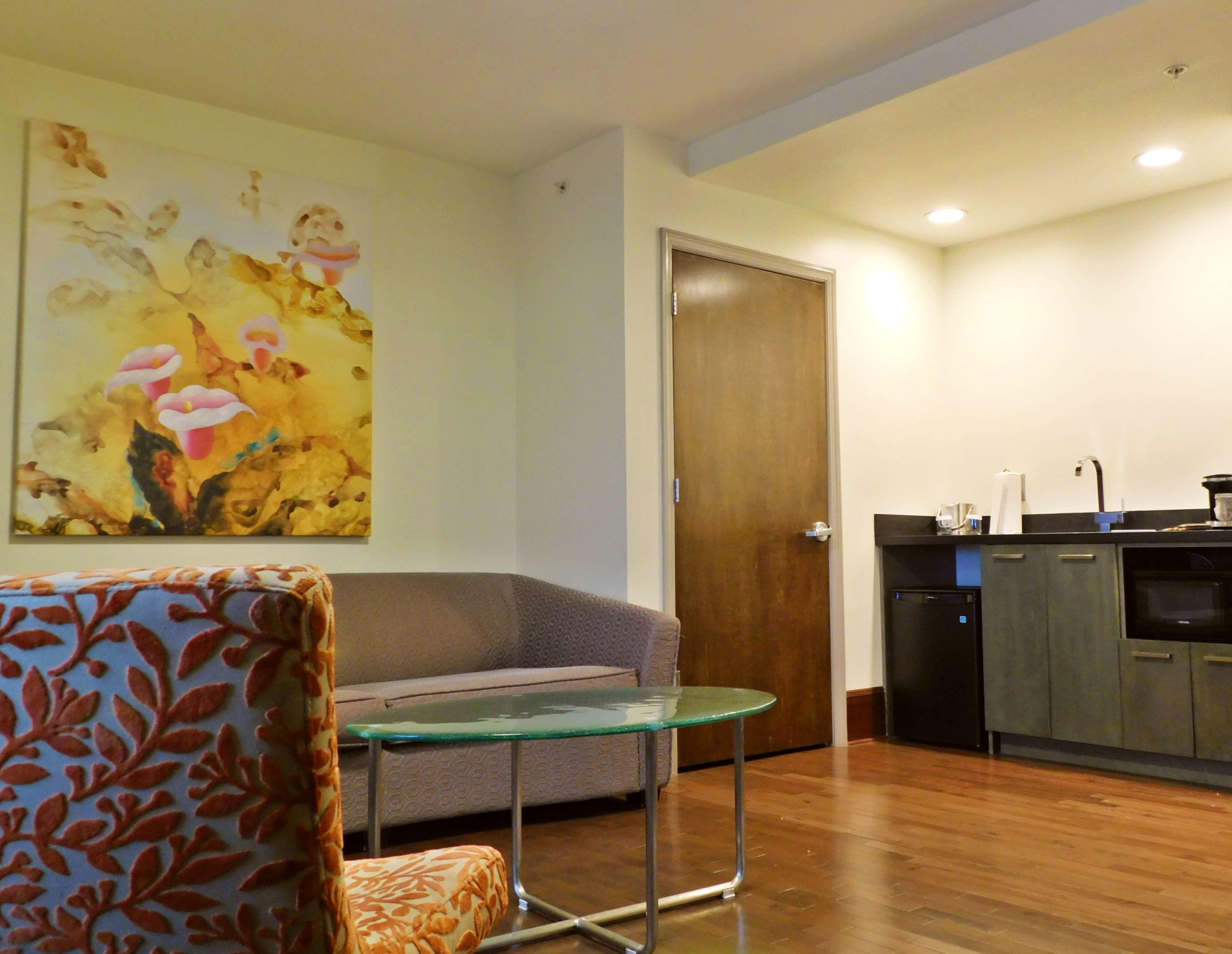 The Tudor Arms Hotel Cleveland - A Doubletree By Hilton Екстер'єр фото