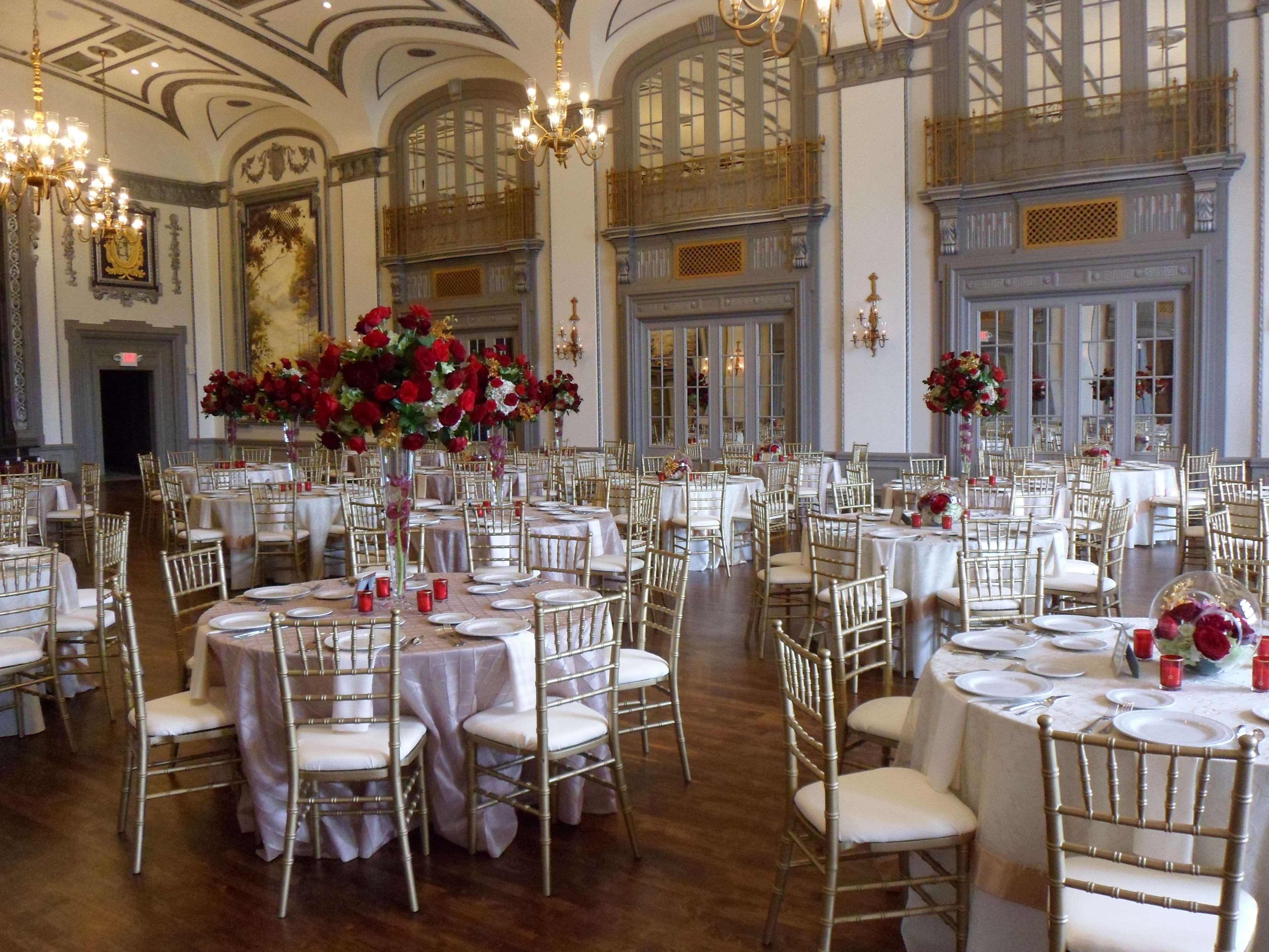 The Tudor Arms Hotel Cleveland - A Doubletree By Hilton Екстер'єр фото