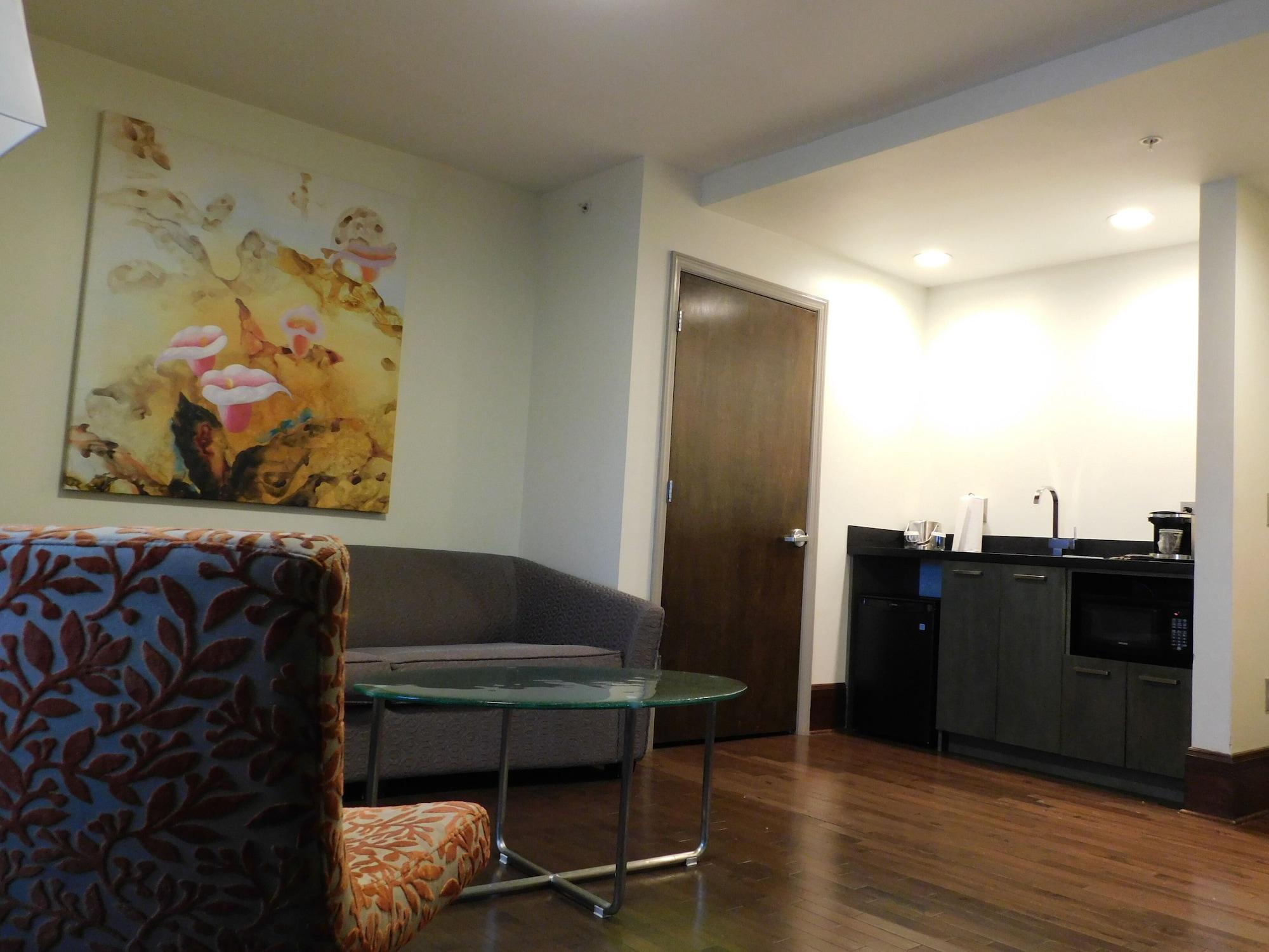 The Tudor Arms Hotel Cleveland - A Doubletree By Hilton Екстер'єр фото