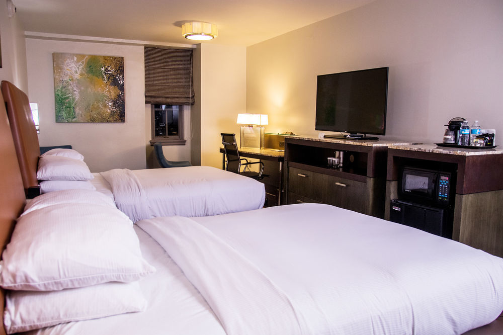 The Tudor Arms Hotel Cleveland - A Doubletree By Hilton Екстер'єр фото