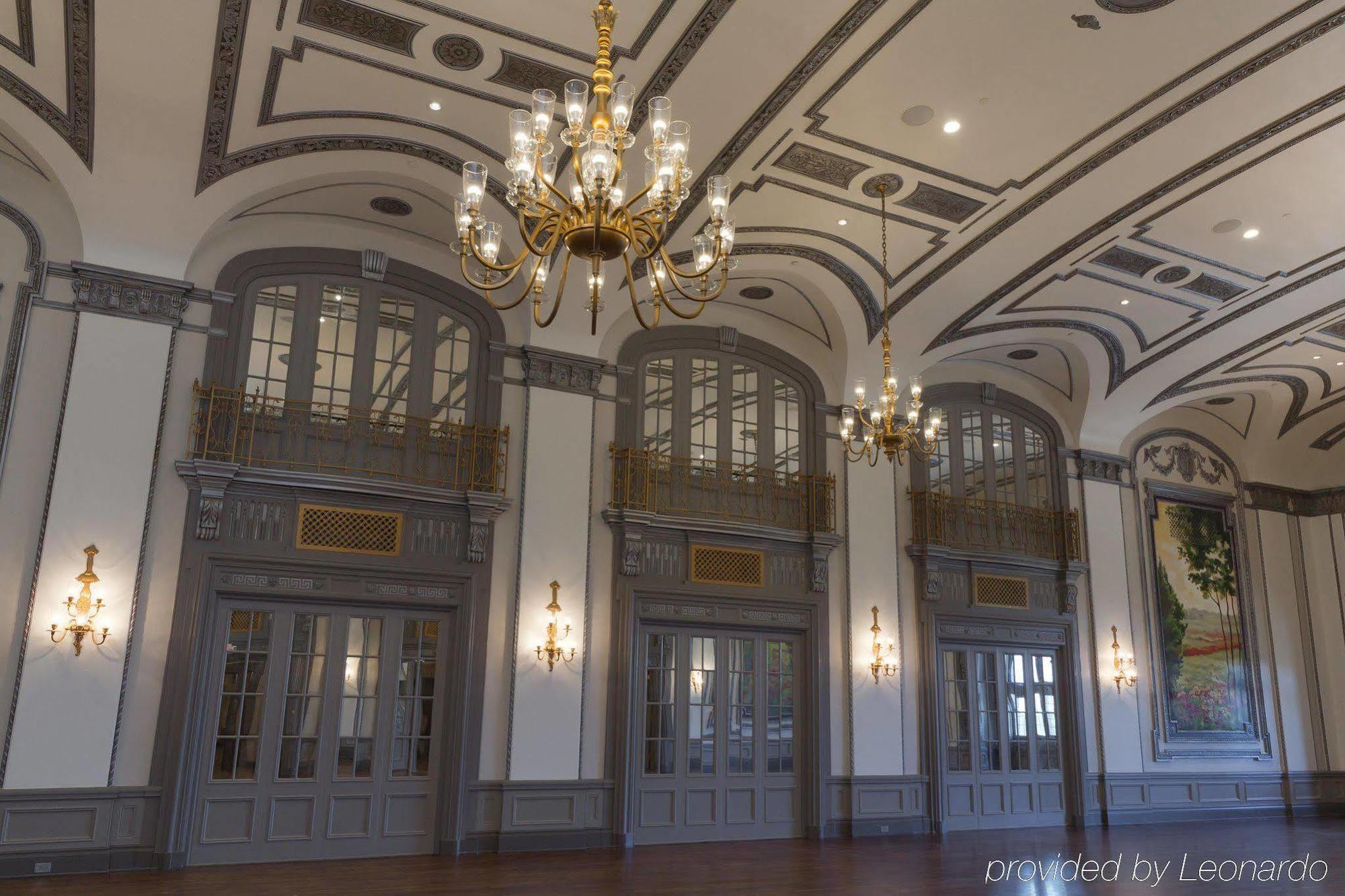 The Tudor Arms Hotel Cleveland - A Doubletree By Hilton Екстер'єр фото
