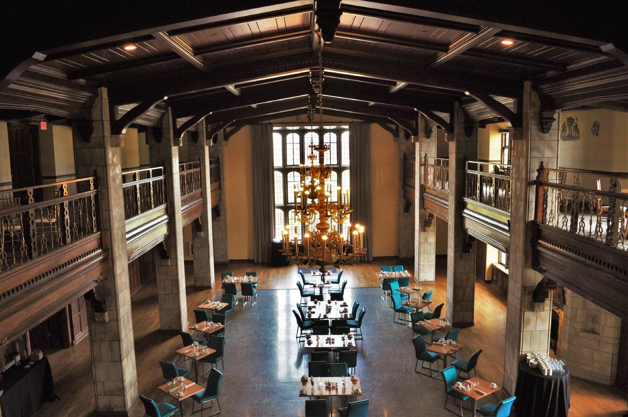 The Tudor Arms Hotel Cleveland - A Doubletree By Hilton Екстер'єр фото